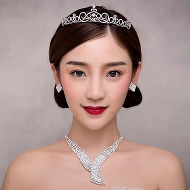 今年最火的6種新娘發型風格，每一種都超美！一定有適合你的！  第9張