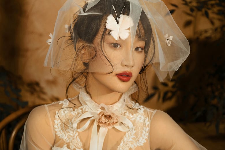 今年最火的6種新娘發型風格，每一種都超美！一定有適合你的！  第14張