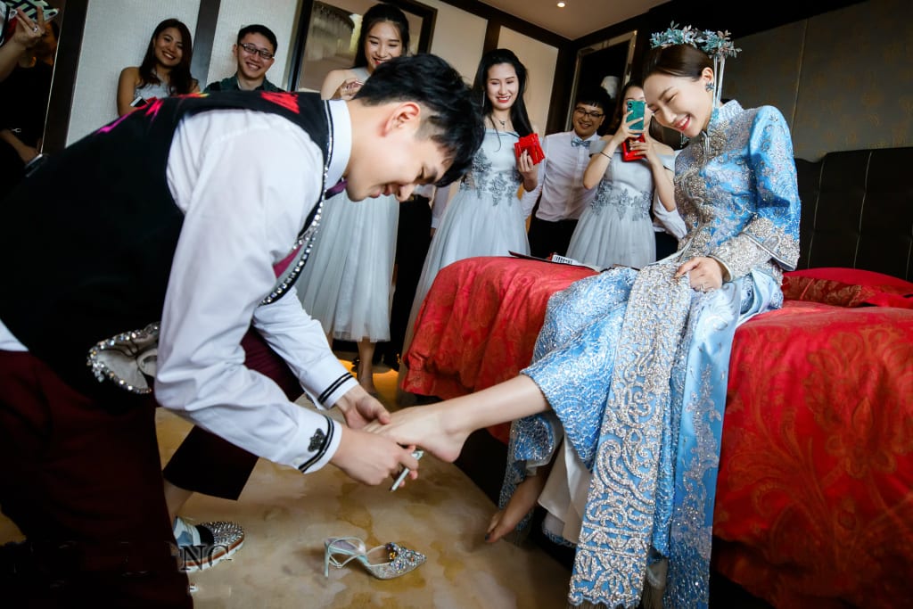 除了龍鳳褂和秀禾服，又有一種中式禮服火了！結婚前一定要知道  第2張