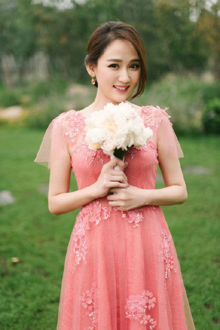 是不是塑料姐妹情，從她給你選伴娘服就看出來了！  第16張