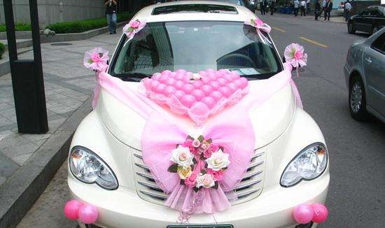 結婚的時候婚車重要還是婚車上面的扎花更重要？你會怎么選？  第2張