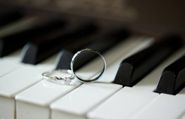 婚禮鋼琴曲有哪些 超好聽(tīng)的婚禮鋼琴曲推薦