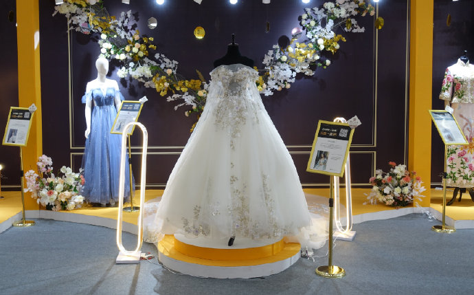 籌備婚禮太麻煩？來一站式婚禮服務(wù)平臺中國婚博會?。? 第7張