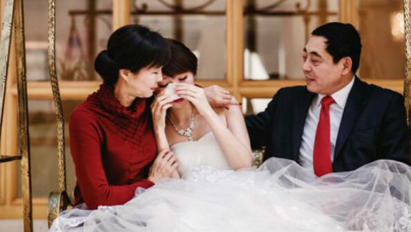 辦婚宴到底該誰(shuí)出錢(qián)？婆婆讓我出婚禮酒席錢(qián)合理嗎？  第3張