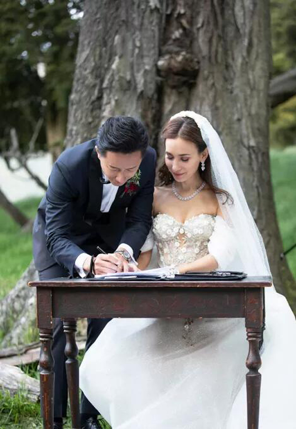 韓庚盧靖姍低調的新西蘭“森林”婚禮，自然又有趣！  第6張
