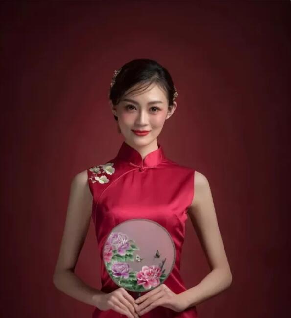 最受新娘青睞的中式嫁衣，你真的穿對了嗎？  第15張
