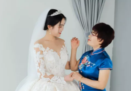 婚禮到底要花多少錢(qián)？這份婚禮預(yù)算清單告訴你！  第8張