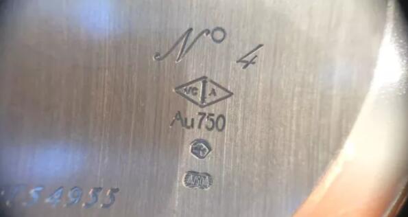 想知道白金和鉑金哪個(gè)貴？先搞清楚它們有什么區(qū)別！  第5張