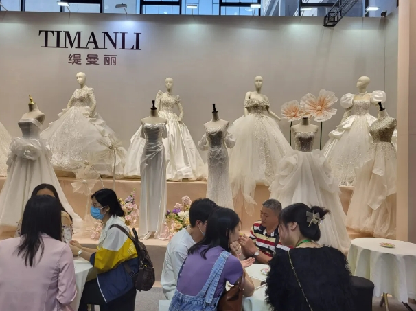 2024廣州春季婚博會(huì)圓滿落幕！商家訂單交易排行榜單，請(qǐng)查收！  第21張